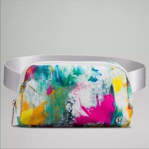 Lululemon Everywhere Belt Bag NWT- No Limits White Multi